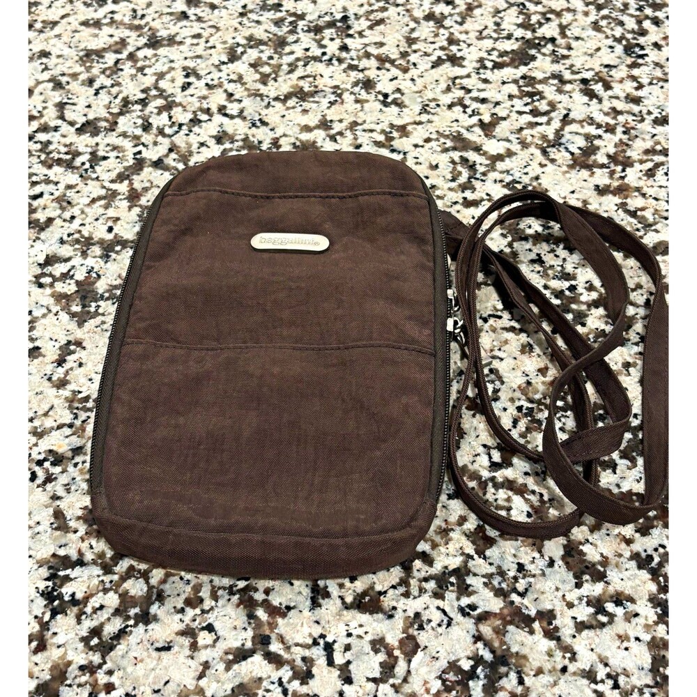 Baggallini Small Brown Crossbody Bag Zip Closure Pockets Red Lining Det Strap